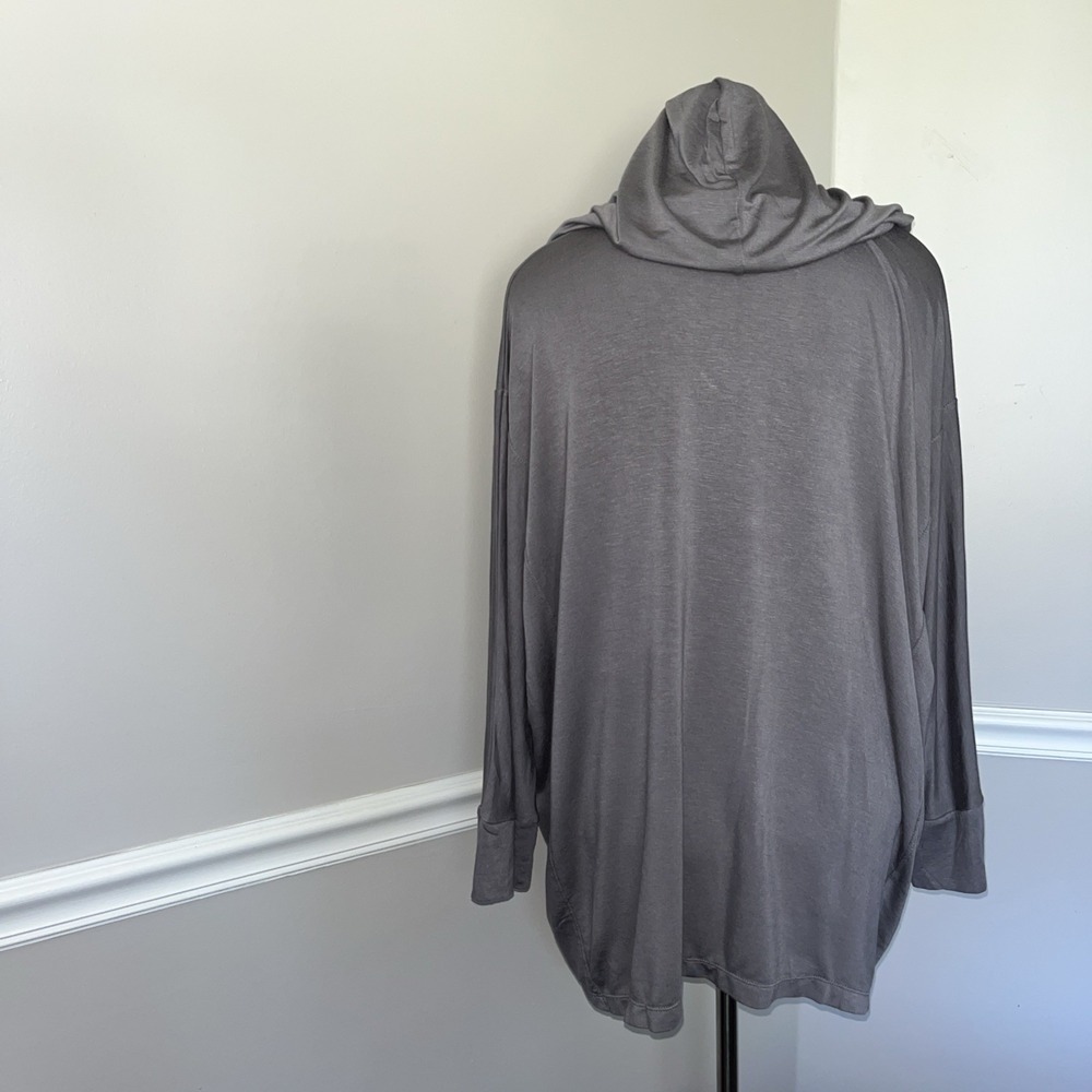 Koolaburra by UGG Women's Size 1X Gray French Terry Hoodie Poncho Pullover Top‎ - Picture 4 of 13